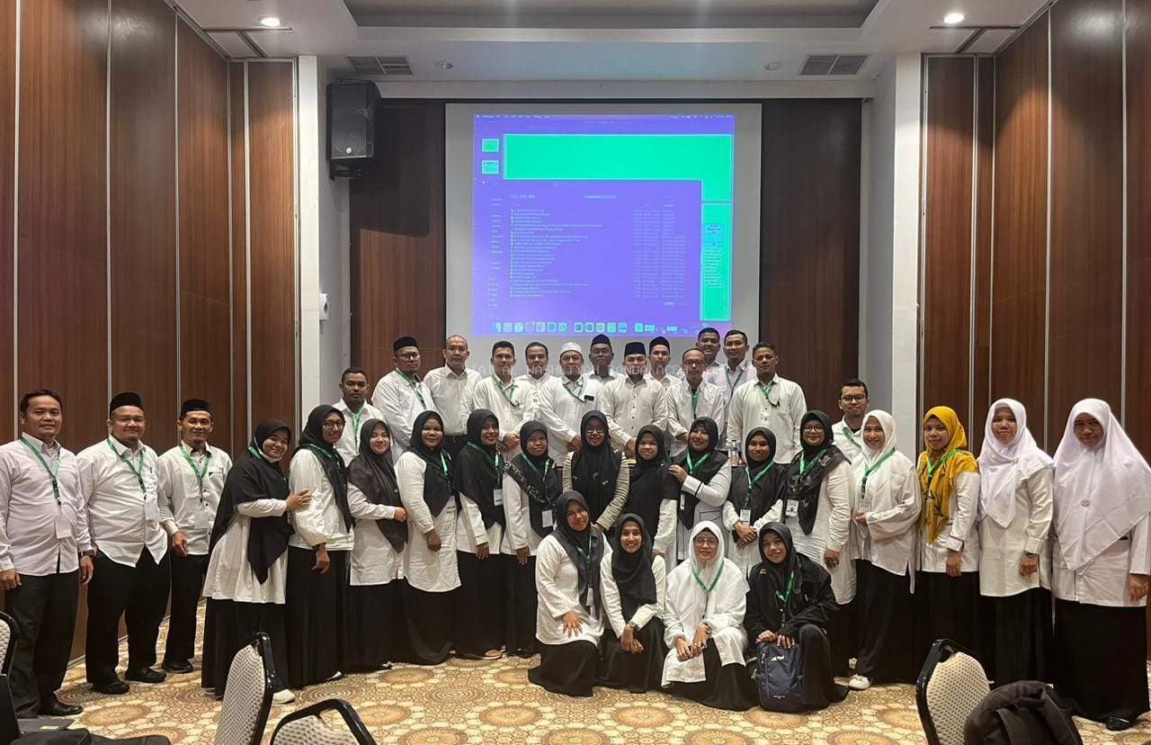 Empat orang dosen STAI Al-Wasliyah Banda Aceh mengikuti Pelatihan Peningkatan Kompetensi Dosen Pemula (PKDP) 2024