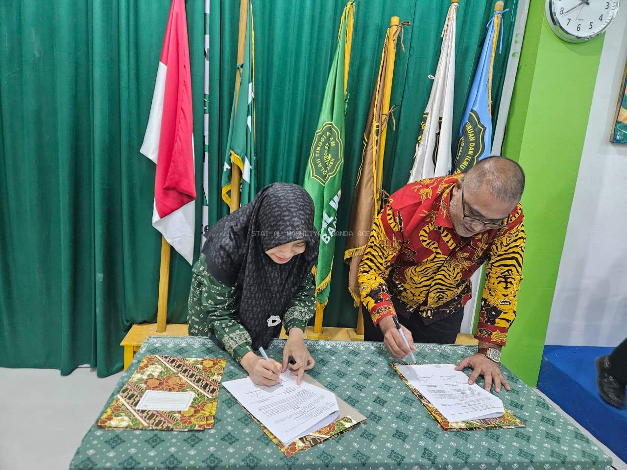 Stadium general dan penandatanganan Mou-MoA STAI Al Washliyah Banda Aceh dengan YARA dan IKADIN